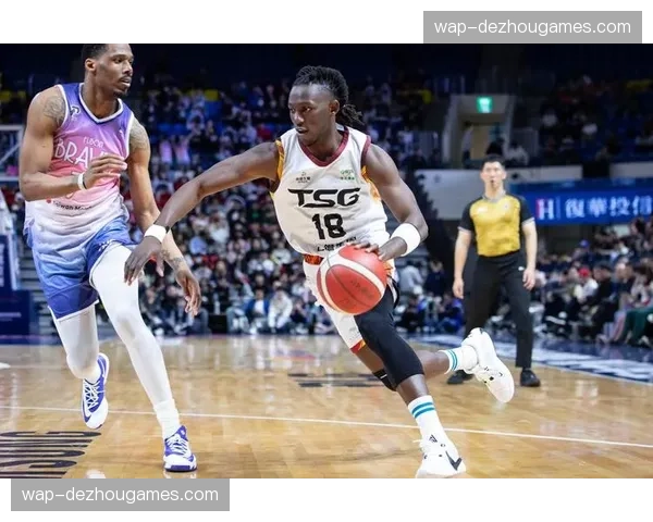 魔术年轻阵容稳定性面临考验 关键卡位战不敌步行者席位告急